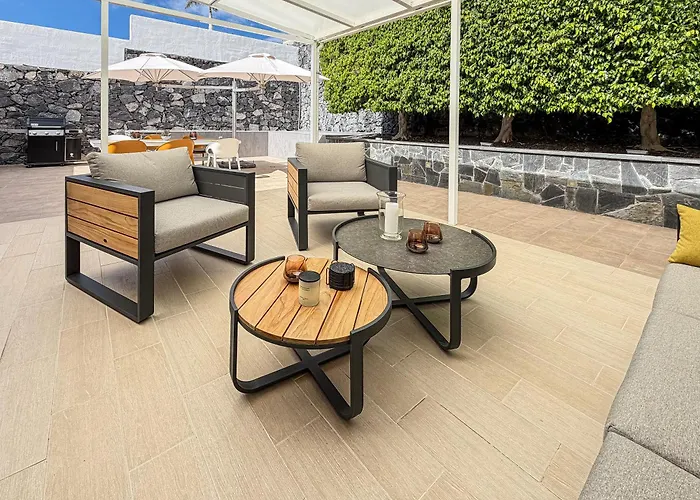 Exklusive Mit Beheiztem Pool In Вілла