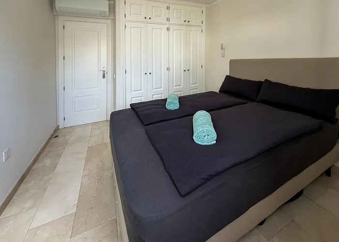 Vila Exklusive Mit Beheiztem Pool In