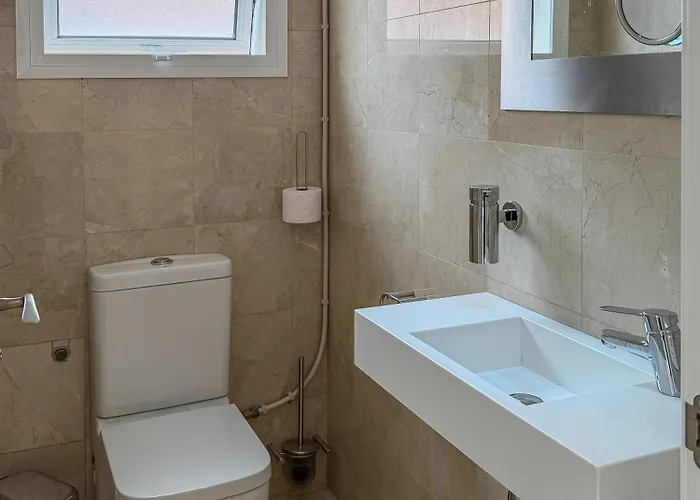 Вілла Exklusive Mit Beheiztem Pool In Адехе