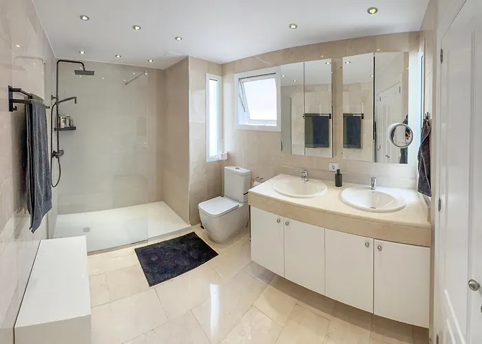 Exklusive Mit Beheiztem Pool In * Costa Adeje (Tenerife)